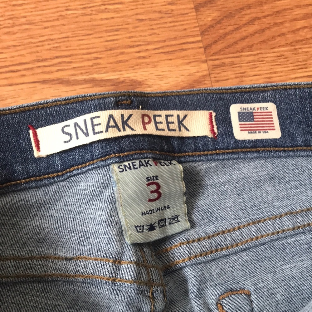 Stretchy Ripped Jeans - Picture 3 of 4